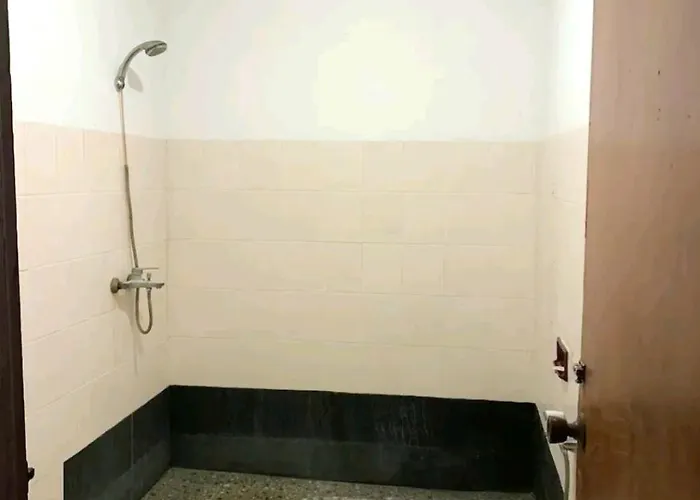 Bahari *